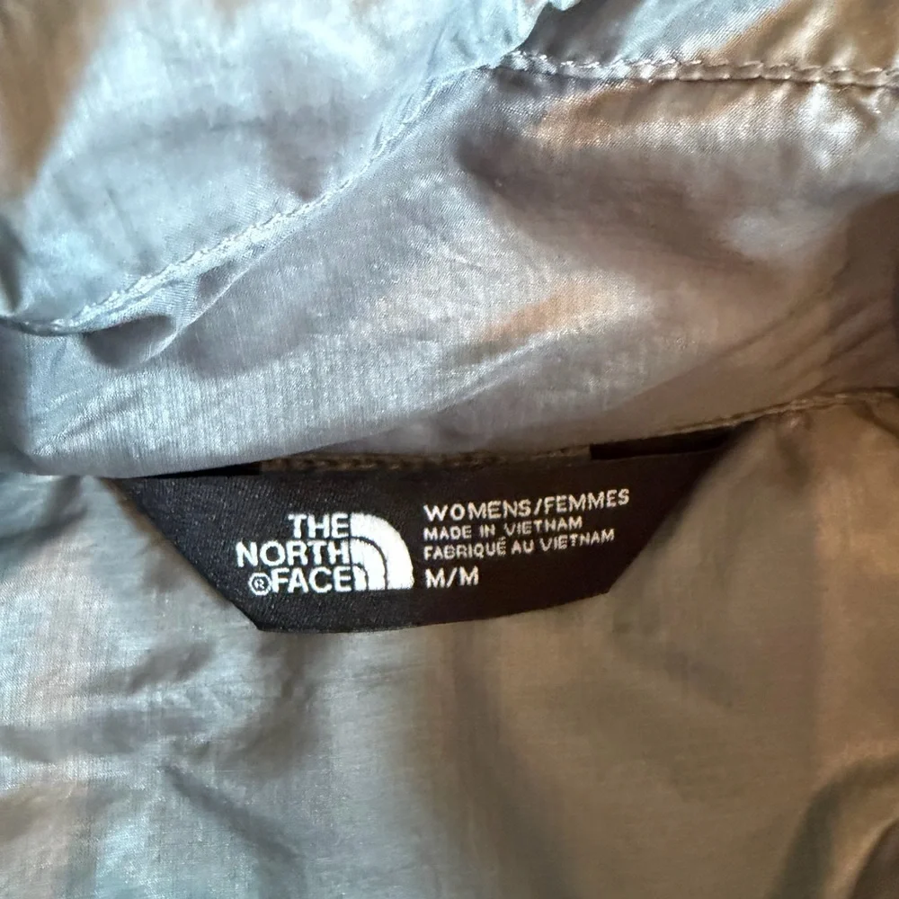 The North Face Gray Puffer Jacket - Picture 3 of 3